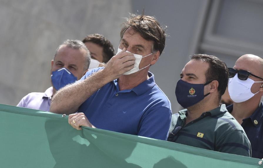 Critican a Bolsonaro por video en el que blasfema