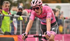 Hart gana 15ta etapa, pero Almeida se aferra al liderato del Giro de Italia