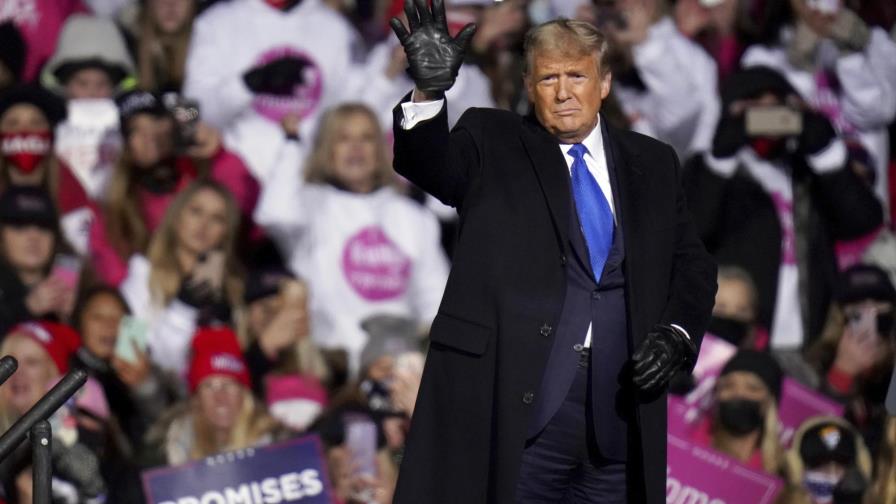 Campaña de Trump acusa ciberataque a su sitio web