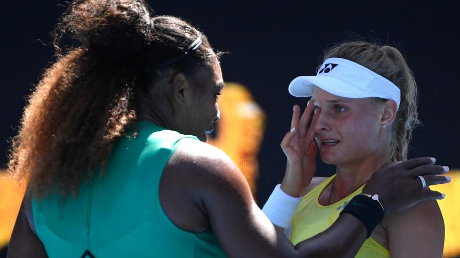 ‘No llores’: Serena consuela a rival en Australia ‘No llores’: Serena consuela a rival en Australia
