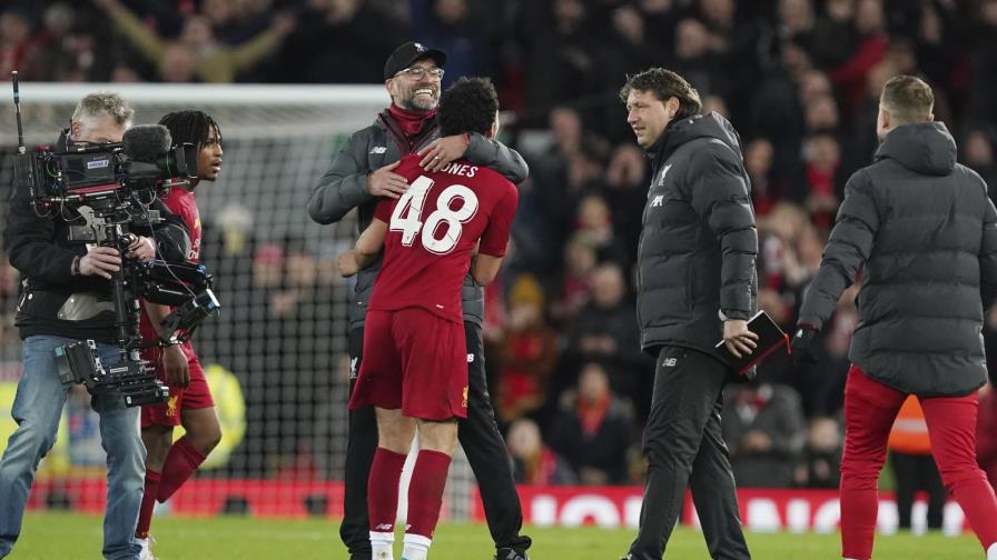 Liverpool, Chelsea y Sheffield avanzan en Copa FA