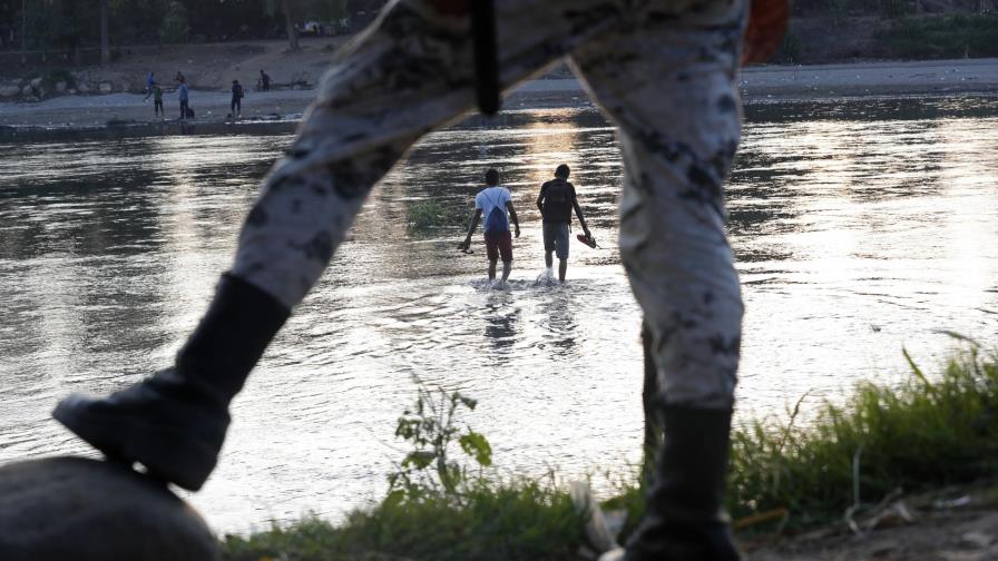 López Obrador defiende la política migratoria de México López Obrador defiende la política migratoria de México