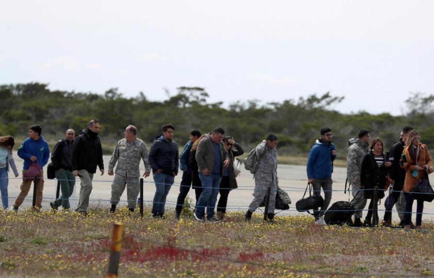 Hallan restos humanos y de avión militar chileno