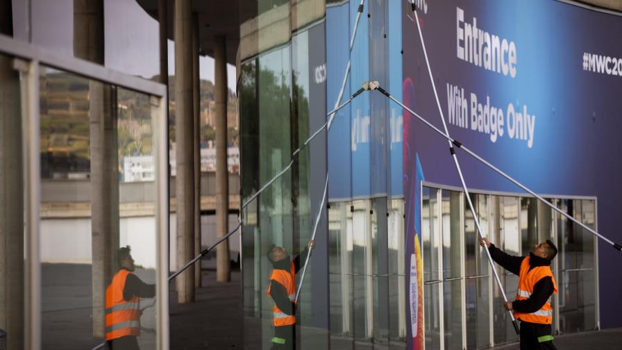 Cancelan feria tecnológica en Barcelona por el coronavirus