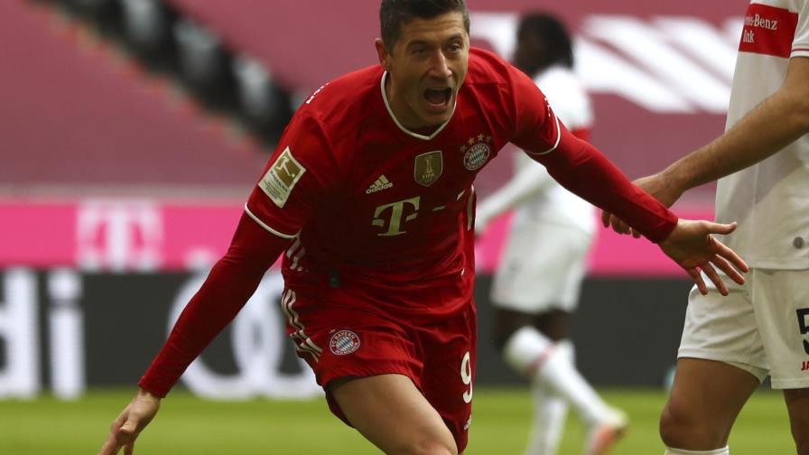 Bayern con tripleta de Robert Lewandowski arrasa al Stuttgart