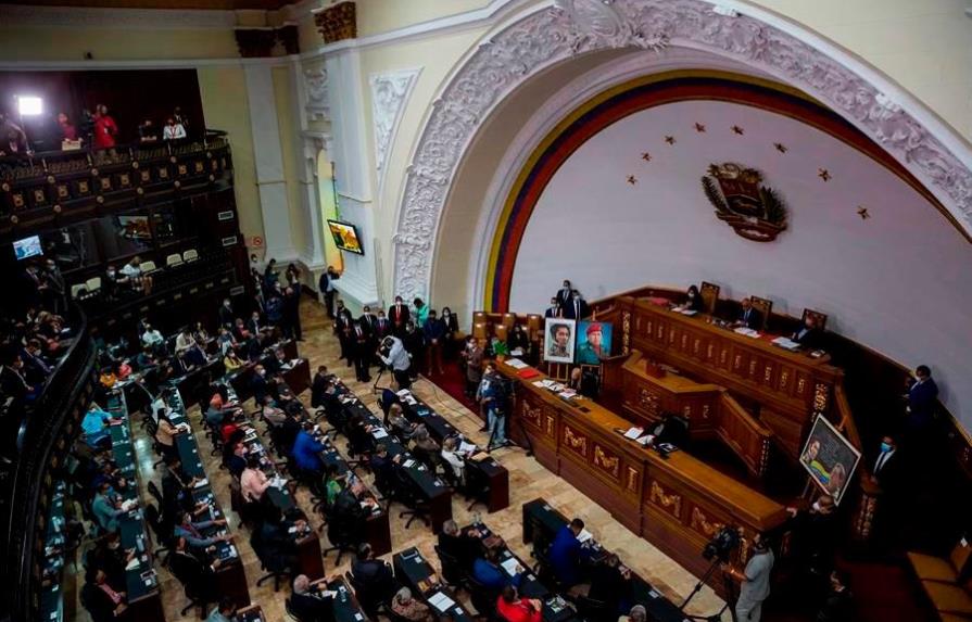 En Venezuela aprueban ley de uso del lenguaje con “enfoque de género”