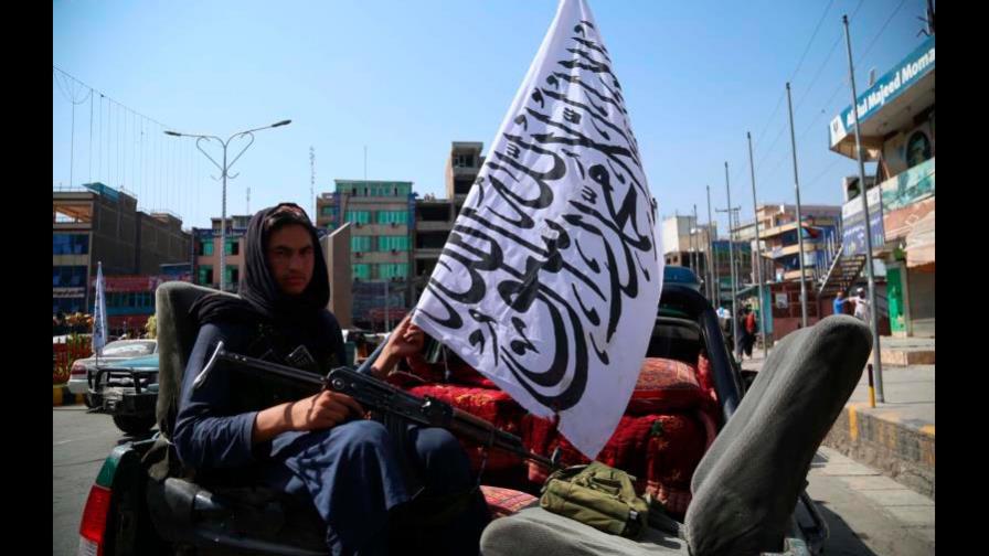 EEUU controla el aeropuerto de Kabul y los talibanes sus inmediaciones
