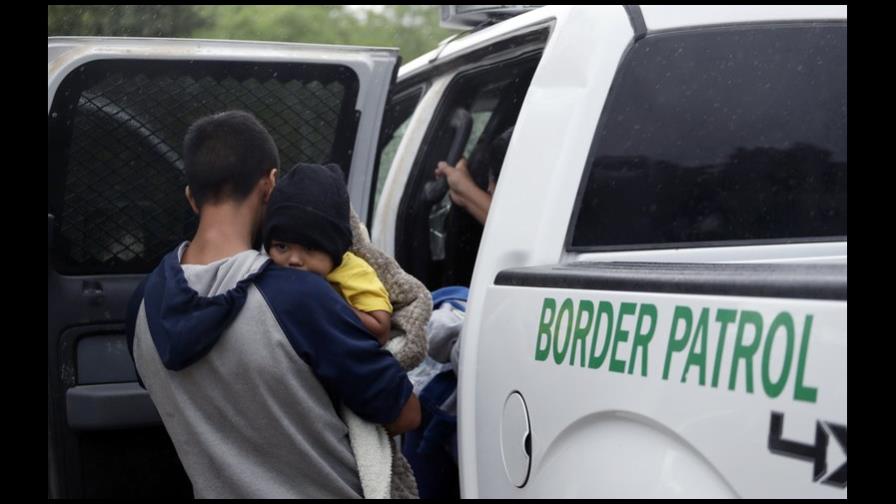 EEUU amplía toma de datos biométricos a migrantes menores 