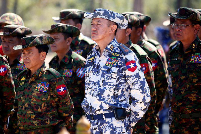 EE.UU. sanciona a otros dos miembros de la junta militar de Birmania