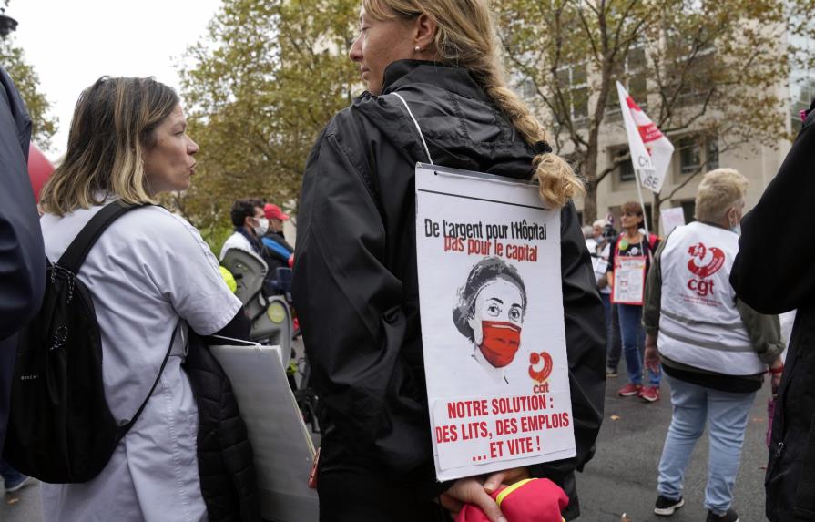 Francia: personal de salud no vacunado enfrentará sanciones