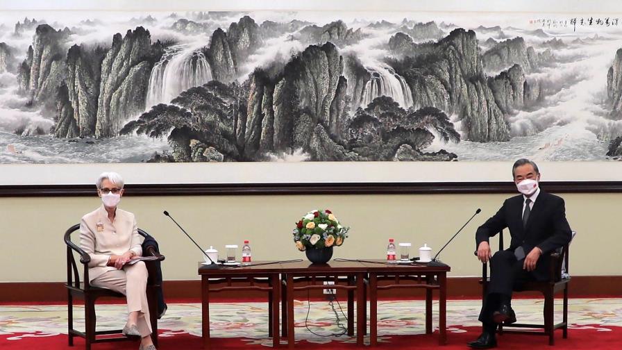 Reuniones entre EEUU y China destacan profundas diferencias