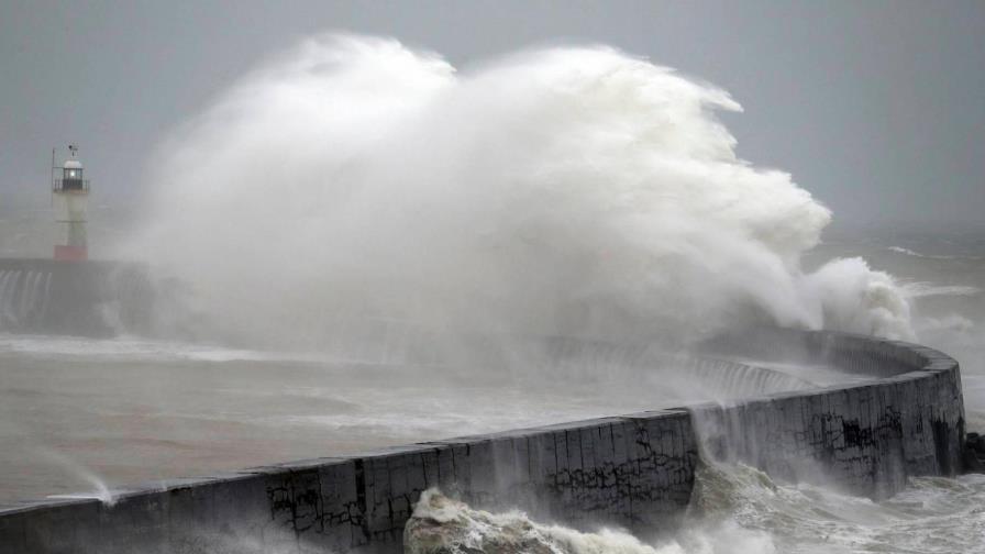 Tormenta “Ciara” obliga a cancelar cientos de vuelos en Basilea y Zúrich