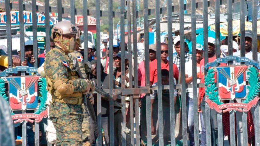 República Dominicana refuerza vigilancia en frontera ante disturbios en Haití República Dominicana refuerza vigilancia en frontera ante disturbios en Haití