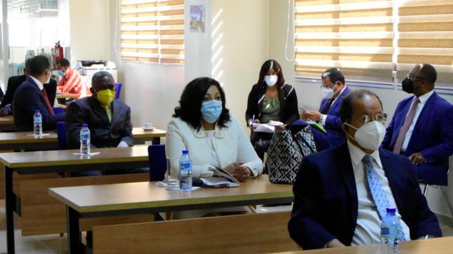 Empleados de la JCE protagonistas de las entrevistas de este martes en el Senado Empleados de la JCE protagonistas de las entrevistas de este martes en el Senado