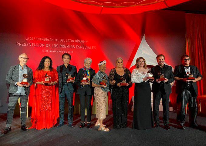 La Academia Latina de la Grabación reconoció a destacados artistas con el Premio a la Excelencia Musical 