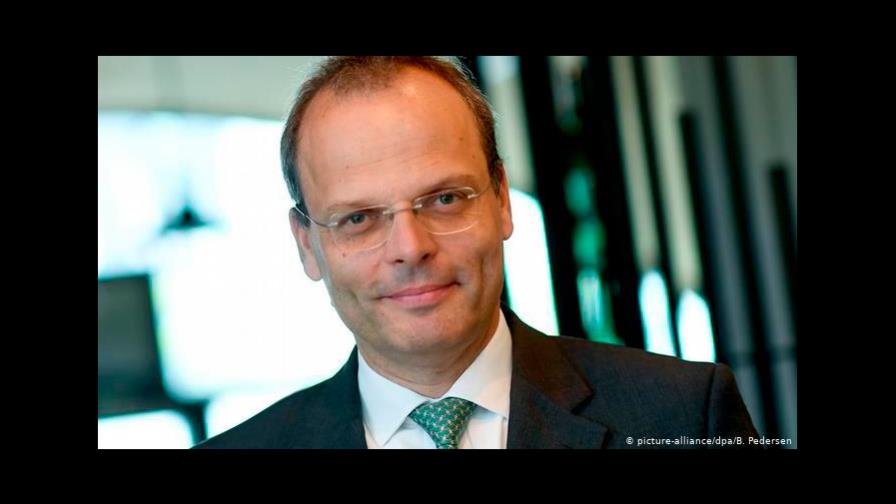 Piden prohibir en Alemania la estrella amarilla en protestas negacionistas