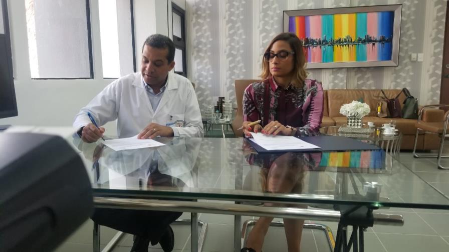 Hospital Calventi firma acuerdo con Fundación Pedro Martínez 