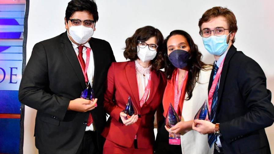 Estudiantes de Intec ganan primer lugar de Hult Prize Regional  