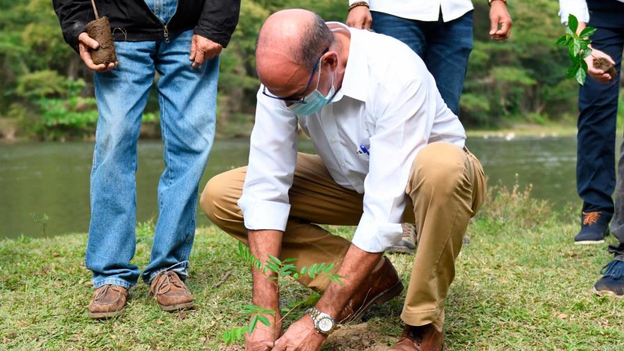 Director de Coraasan llama reflexionar sobre uso responsable del agua