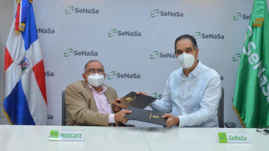 Firman acuerdo para garantizar cobertura de salud a productores de café