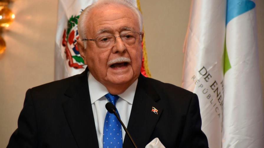 Isa Conde: “Quienes se oponen irracionalmente a la explotación de hidrocarburos son enemigos de los pobres y de la patria” Isa Conde: “Quienes se oponen irracionalmente a la explotación de hidrocarburos son enemigos de los pobres y de la patria”