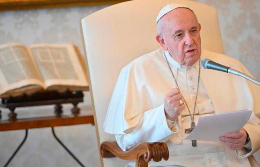 El papa Francisco denuncia que las mafias están explotando la pandemia