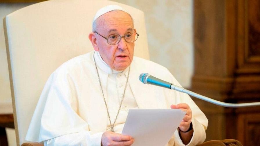 El lamento de una dominicana por declaraciones del papa a favor de los homosexuales 