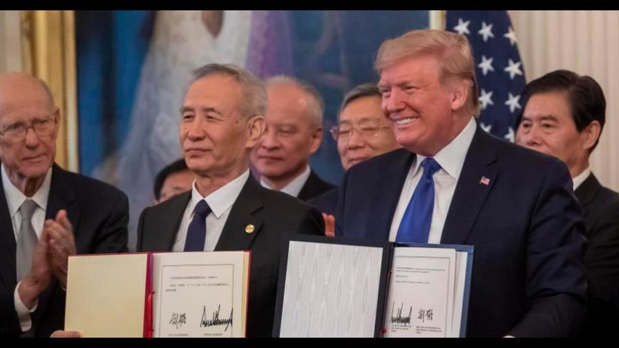 Estados Unidos y China sellan “trascendental” primera fase de acuerdo comercial Estados Unidos y China sellan “trascendental” primera fase de acuerdo comercial