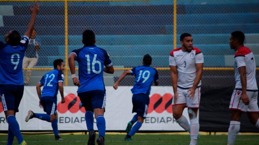 El Salvador se impone 2-0 a República Dominicana en Liga de Naciones de Concacaf El Salvador se impone 2-0 a República Dominicana en Liga de Naciones de Concacaf