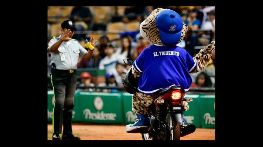 El “Tiguerito” del Licey pasa prueba de alcoholemia, pero lo multan por falta de casco