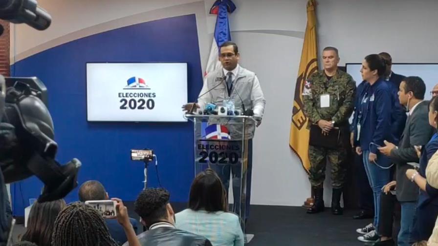 Tres heridos y un soldado de la Policía Militar Electoral detenido tras incidente en Azua Tres heridos y un soldado de la Policía Militar Electoral detenido tras incidente en Azua