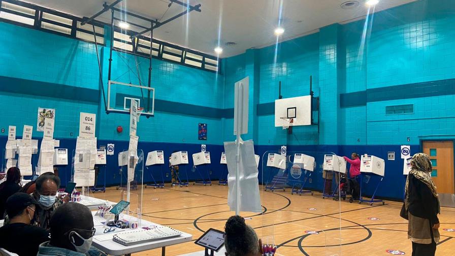 Poca asistencia en los centros de votaciones de Nueva York 
