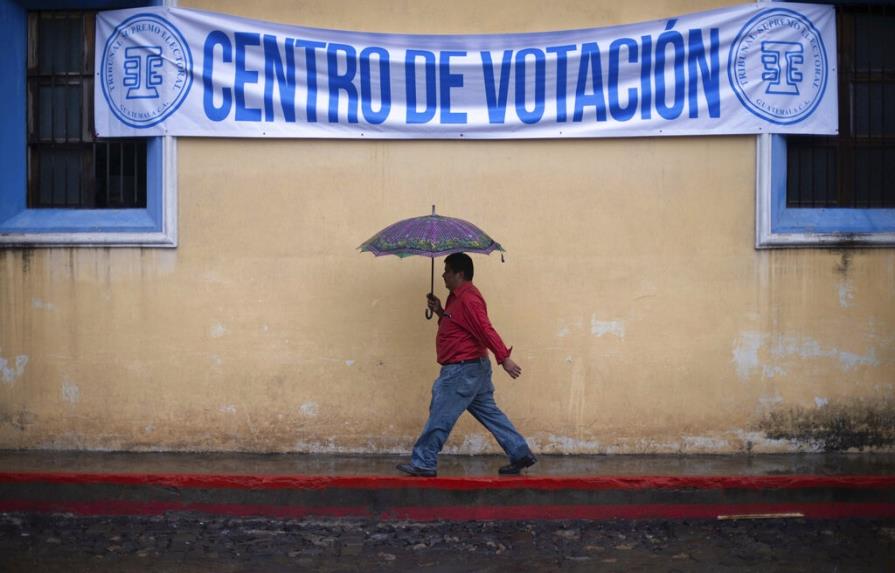Al menos dos excandidatos mueren y un alcalde resulta herido en Guatemala