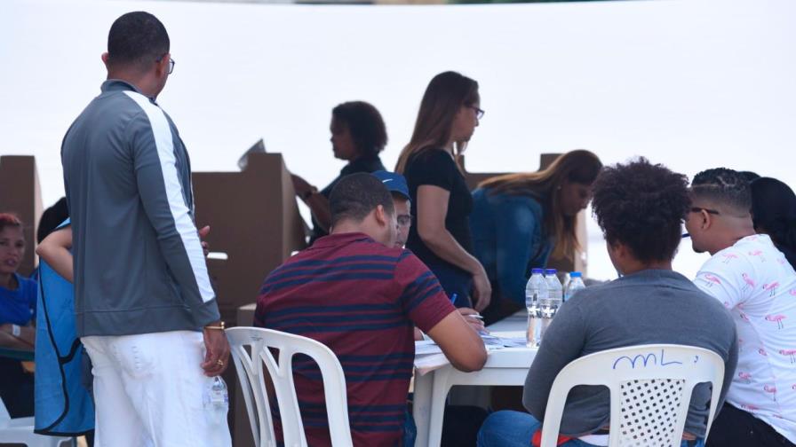 Los 15 fallos que cometió la JCE en el voto automatizado en elecciones de febrero, según la OEA Los 15 fallos que cometió la JCE en el voto automatizado en elecciones de febrero, según la OEA