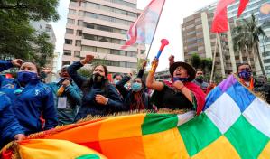 Ecuador espera al rival del candidato corre&iacute;sta en segunda vuelta y P&eacute;rez habla de fraude