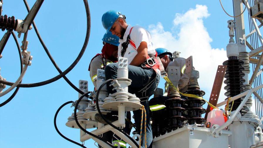 Empresa de Transmisión Eléctrica anuncia medidas preventivas ante posible paso de la tormenta Dorian