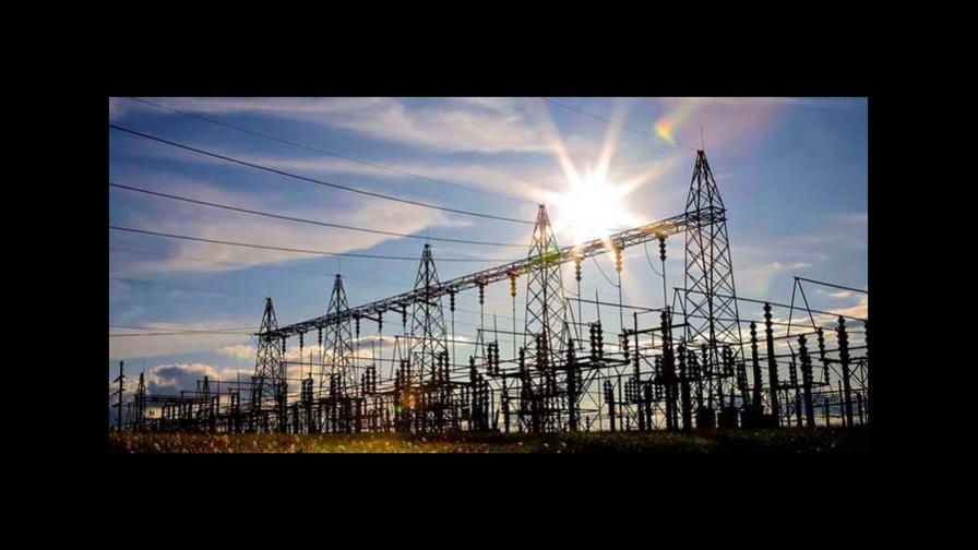 Francia pide soluciones europeas al “insoportable” alza del precio de la luz