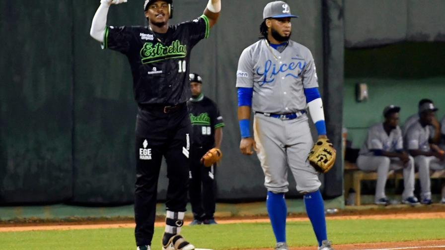 Las Estrellas lideran con el pitcheo; Licey sufre por anemia ofensiva
