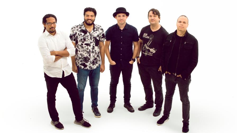 Lanzarán el tercer álbum de El Hombrecito 