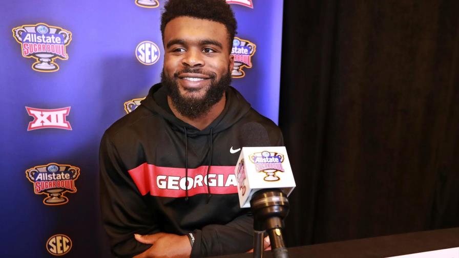 Hijo de famoso exboxeador Evander Holyfield ficha por Panthers en NFL