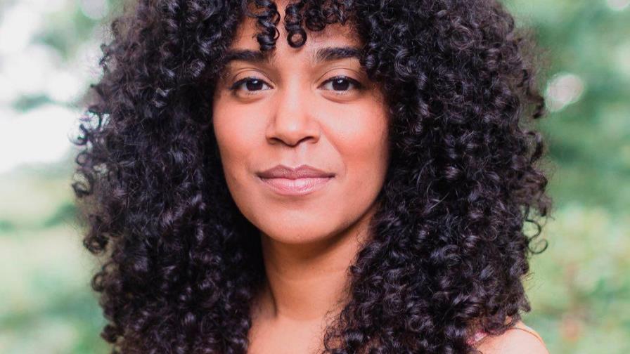 Libro de dominicana Elizabeth Acevedo se adaptará al cine