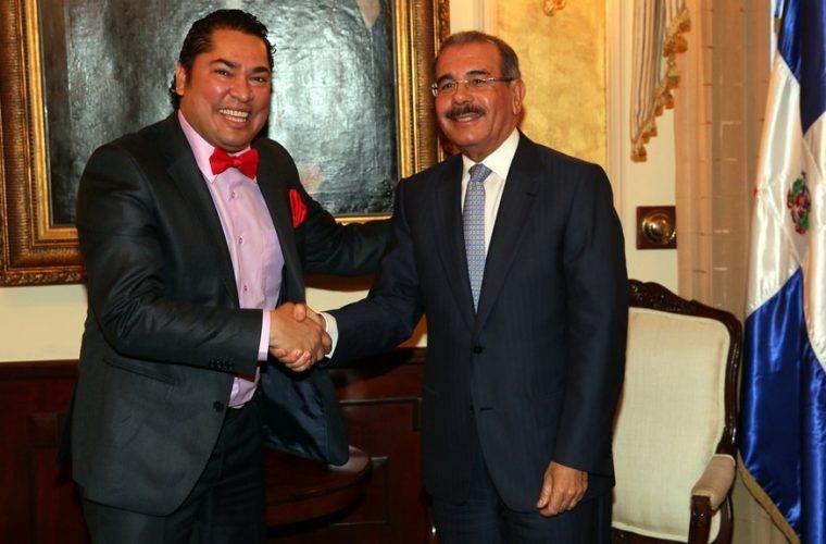 “El Pachá” visita a Danilo Medina, y le pide que se reelija