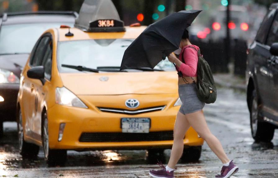 La tormenta Elsa descarga fuertes lluvias en Nueva York y el noreste de EEUU