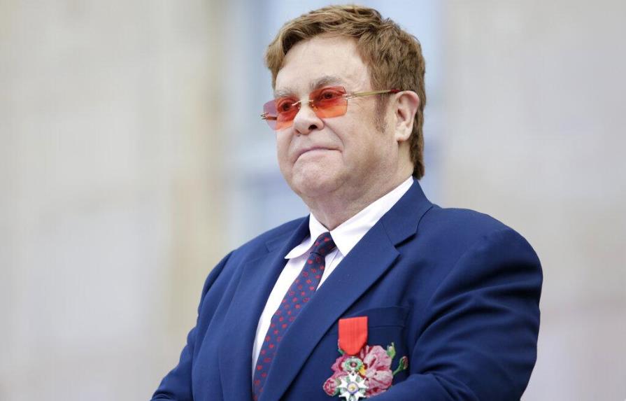 Coronavirus: Elton John recauda 8 millones; Rihanna 1 millón