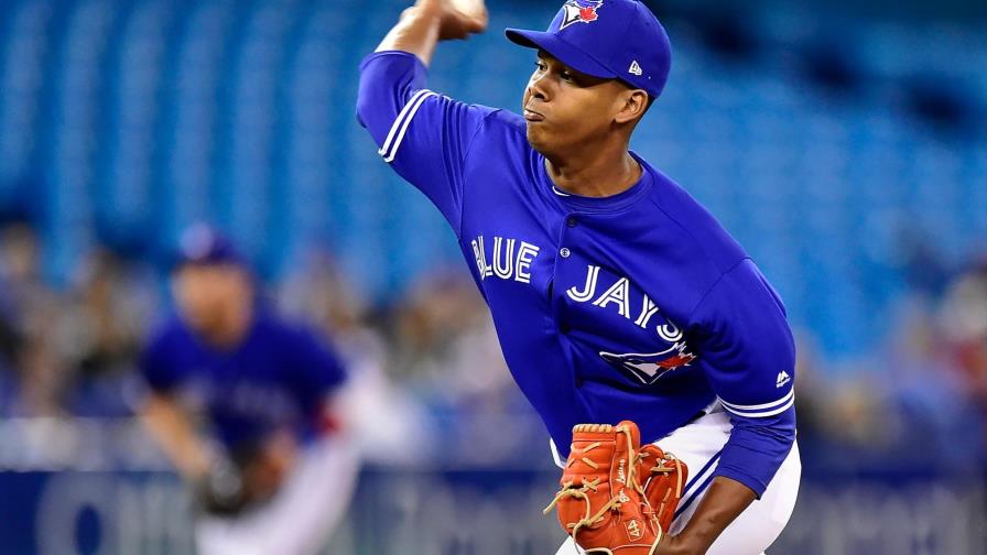 Elvis Luciano arrastró varios datos históricos tras su debut en MLB 