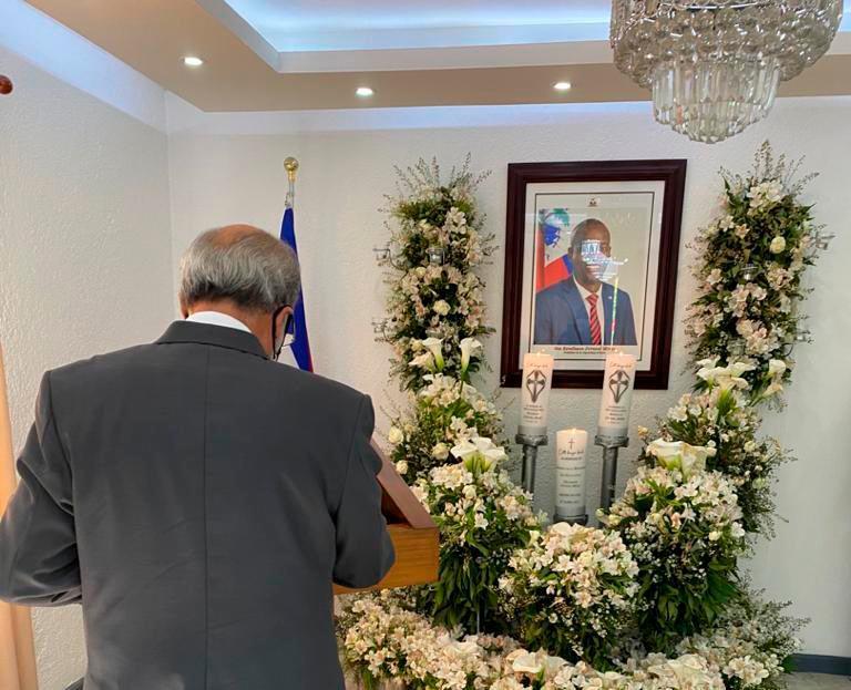 Embajador de RD en Haití expresa condolencias por muerte de Moïse