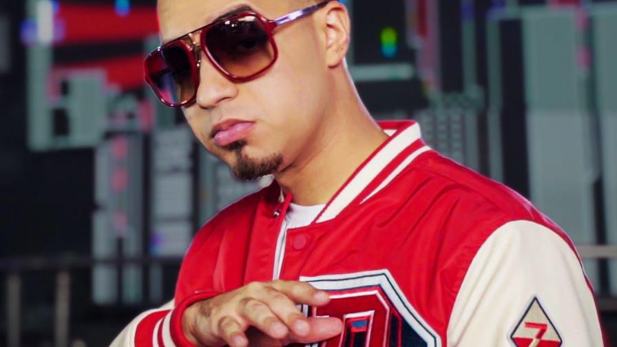 Emanuelle se posiciona en la música; lanza “Ponte pa’ mi”