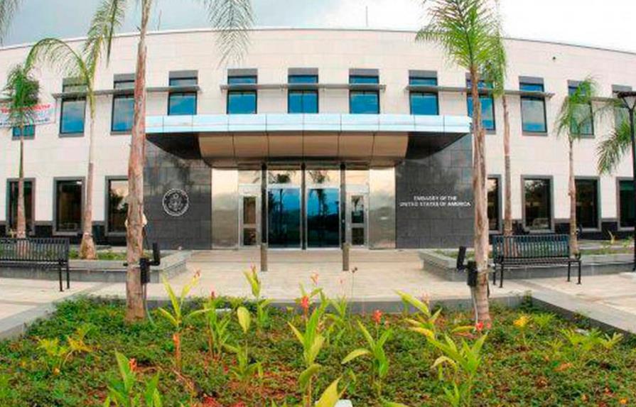 Embajada de EEUU en Dominicana anuncia reapertura de servicios