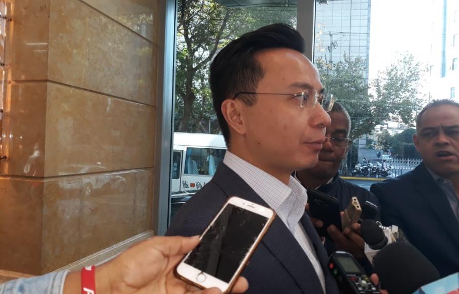 Embajador asegura visitas desde China a RD subieron un 33 %  por los “hombres de negocio”