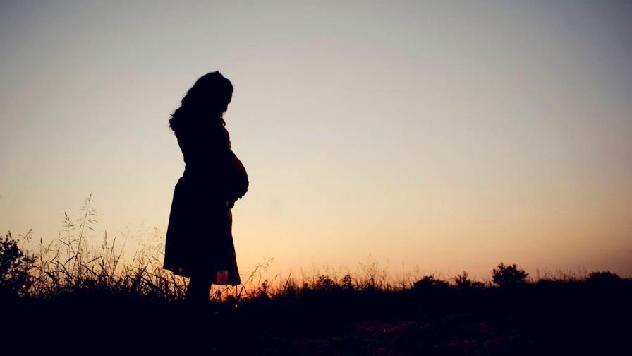 Dio a luz la niña de 12 años que fue violada por un hombre en Azua